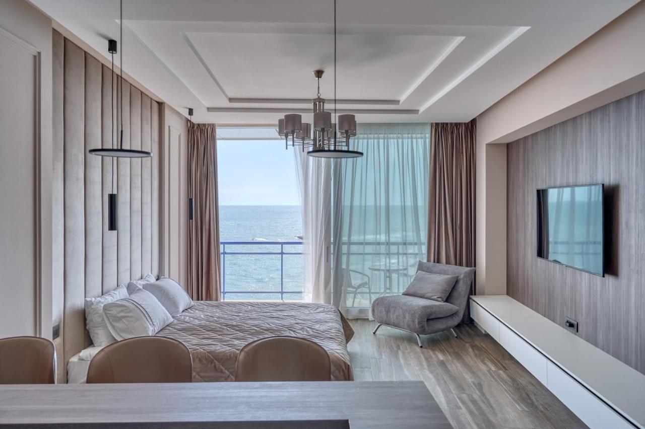 Maristella Marine Residense Hotel Apartment Одесса Экстерьер фото