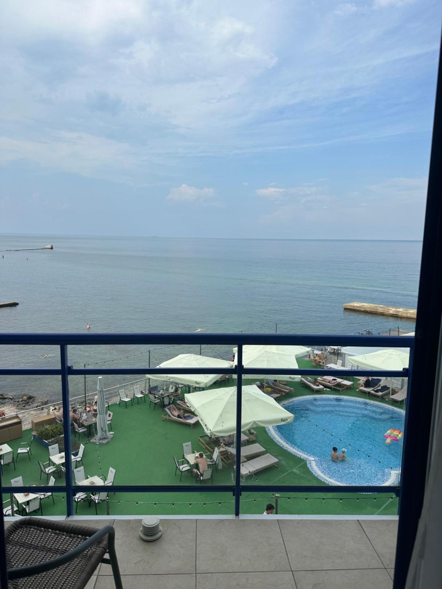 Maristella Marine Residense Hotel Apartment Одесса Экстерьер фото
